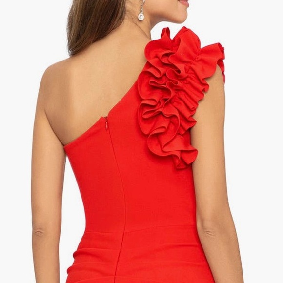 Escape Evenings - Ruffle One-Shouder Scuba. Crepe Gown - Picture 3 of 6